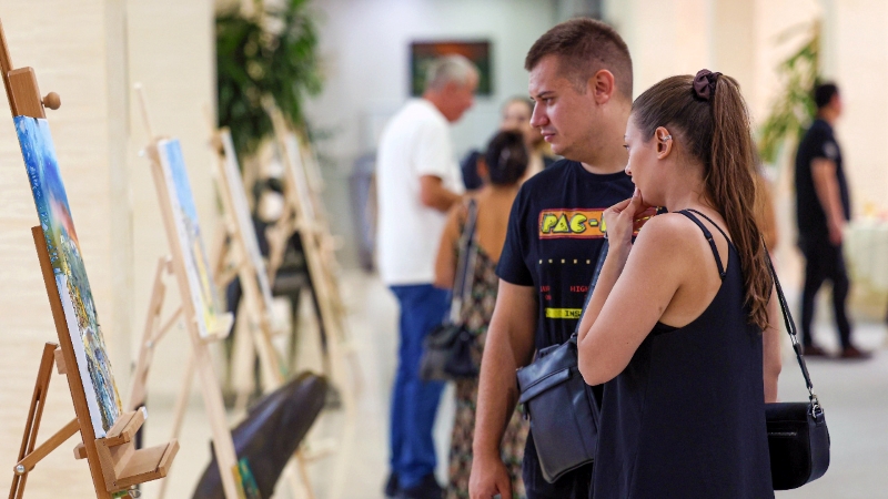 塞紫金、塞紫铜举办“紫金艺术2023”绘画作品展